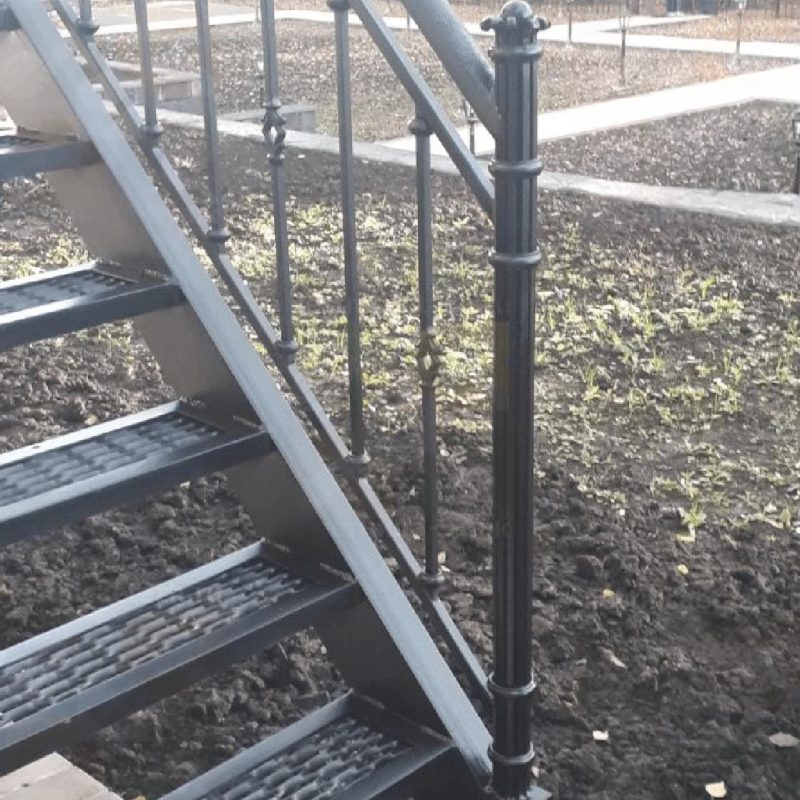 Пристроенная лестница